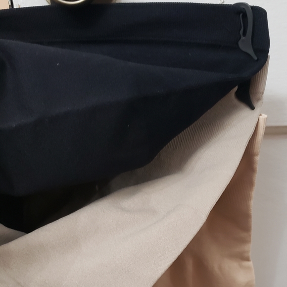 NWT Skinnygirl 3Pk Shapewear; Szs M & L. Tan/Nu/Blk; Tames Your Tummy.$35 Each. - Picture 14 of 15